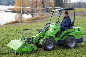 Avant Flail Mower Attachment
Flail mower is a drum type cutter,intended for cutting of long grass,scrub bush and similar vegetation.It will cut up to 20mm thick tree branches with ease